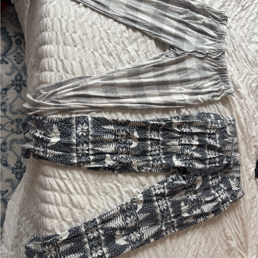 Old Navy and lucky brand Gray Patterned Pajama Pants